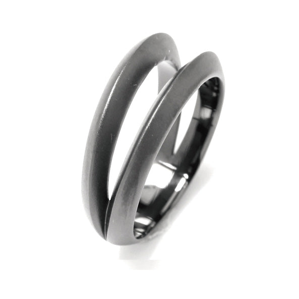 TRIANGLE RING